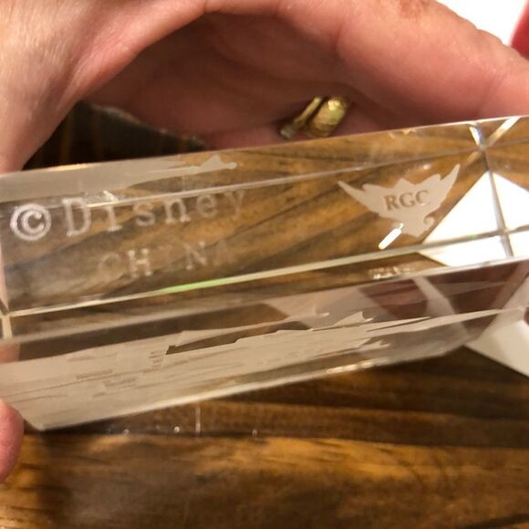 Robert Guenther Etched Disney Castle Paper Weight - Picture 3 of 4
